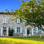 Charmante Maison En Pierre Au Coeur Du Cantal