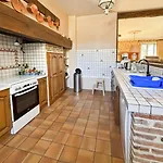Charmante Maison En Pierre Au Coeur Du Cantal Tatil Evi Saint-Simon (Cantal)