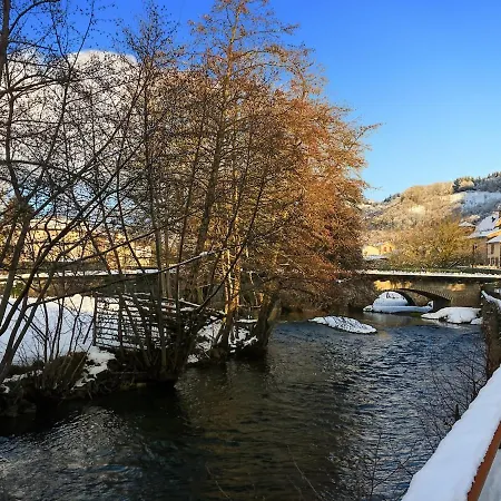 Charmante Maison En Pierre Au Coeur Du Cantal Saint-Simon (Cantal)