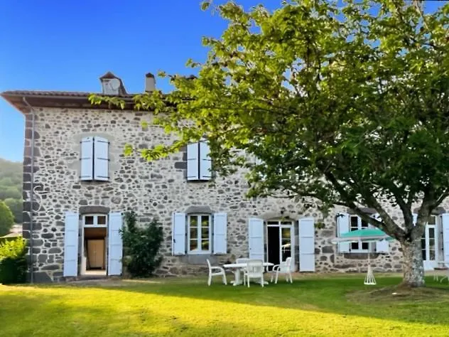 Charmante Maison En Pierre Au Coeur Du Cantal