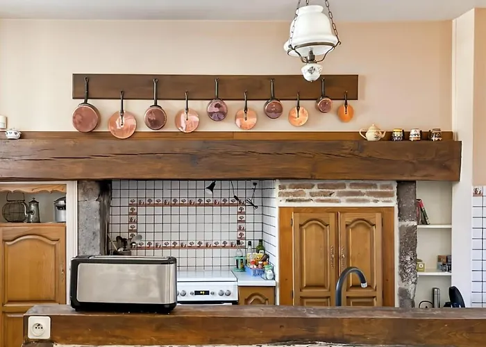 Charmante Maison En Pierre Au Coeur Du Cantal Casa vacanze